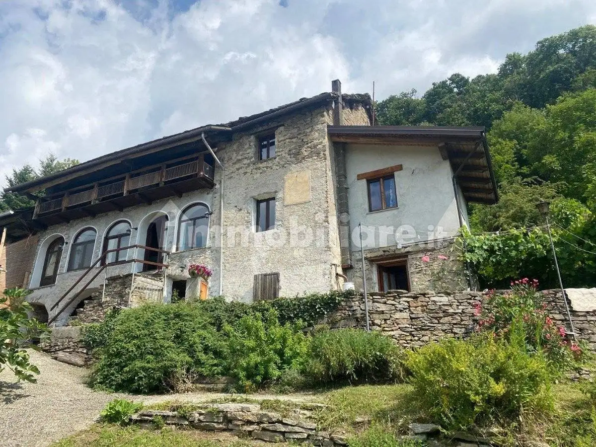 Villa in vendita a Valchiusa