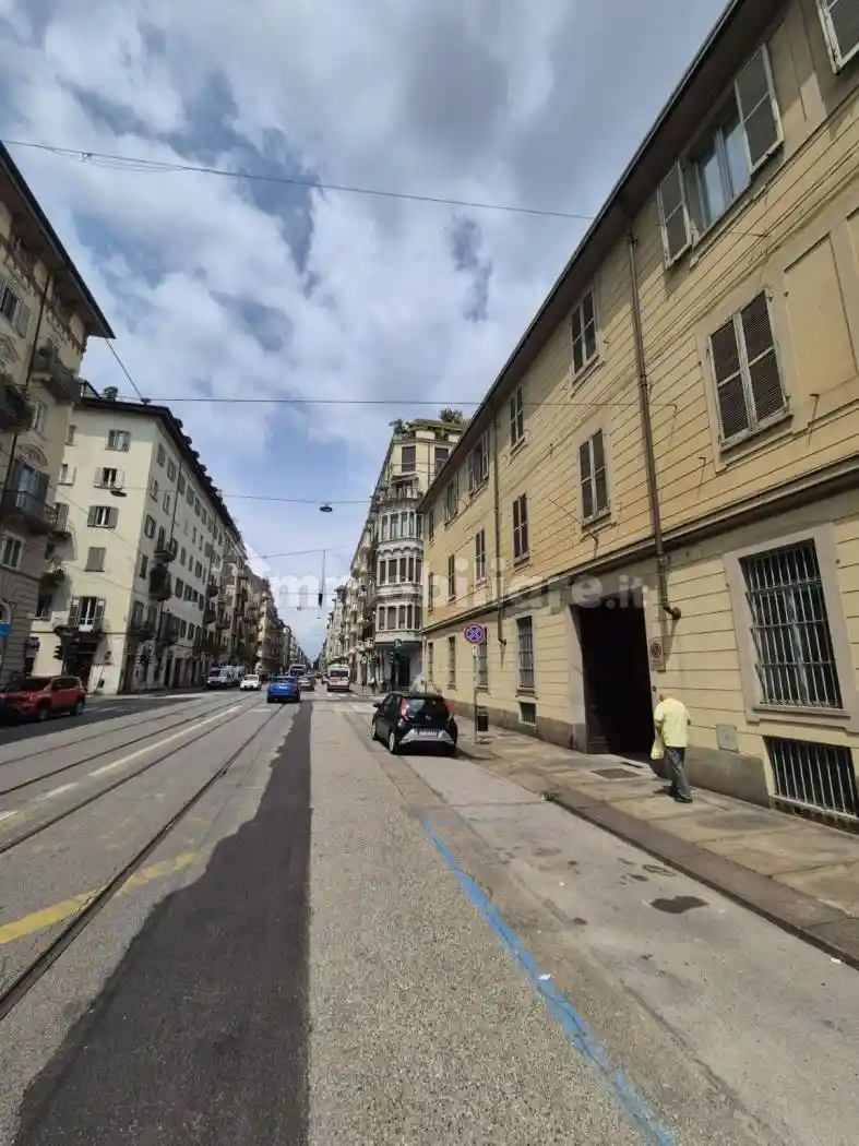 Palazzo - Edificio in vendita a Torino