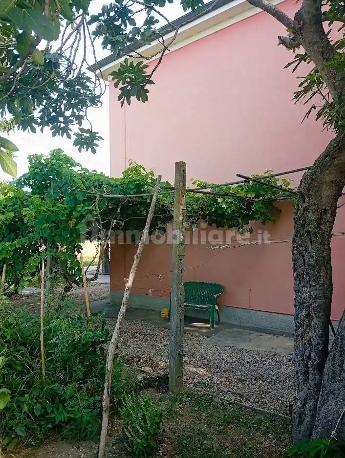 Terratetto unifamiliare 164 m², da ristrutturare, Pontelagoscuro, Ferrara - foto 3