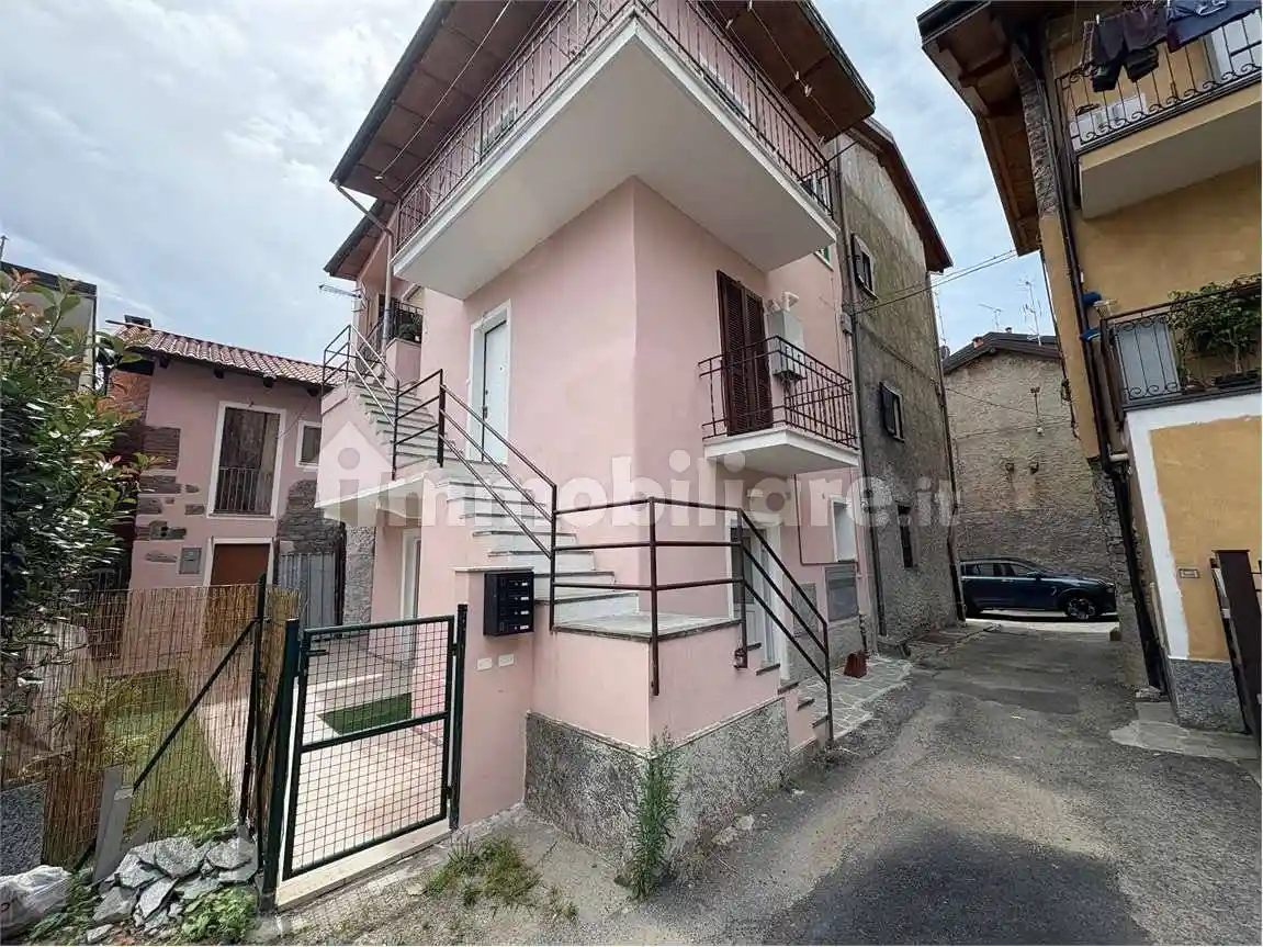 Appartamento in vendita a Arona