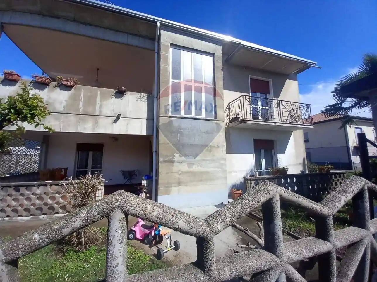 Villa in vendita a Cairate