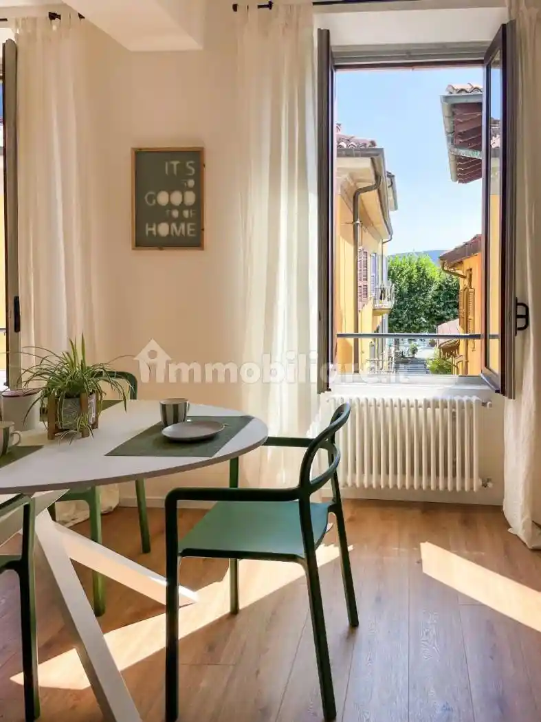 Appartamento in affitto a Arona
