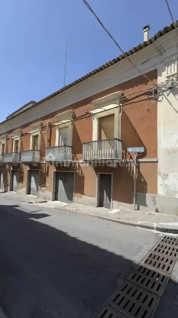 Palazzo - Edificio in vendita a Scordia