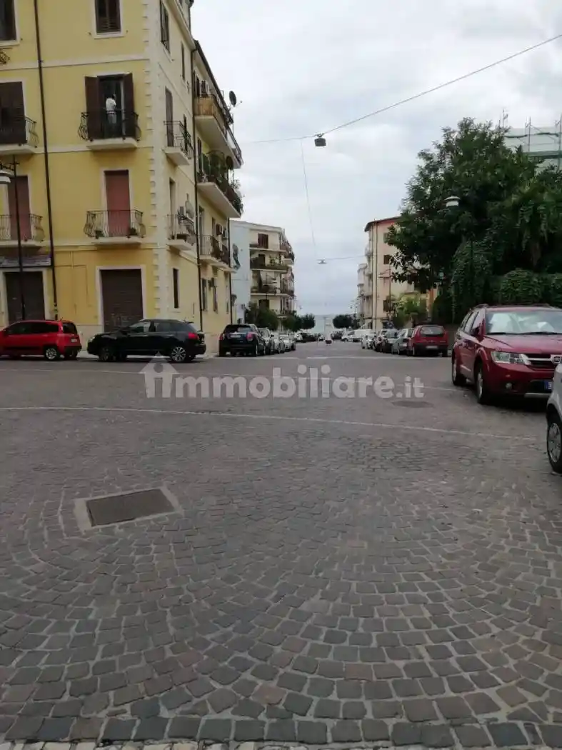 Appartamento in affitto a Crotone