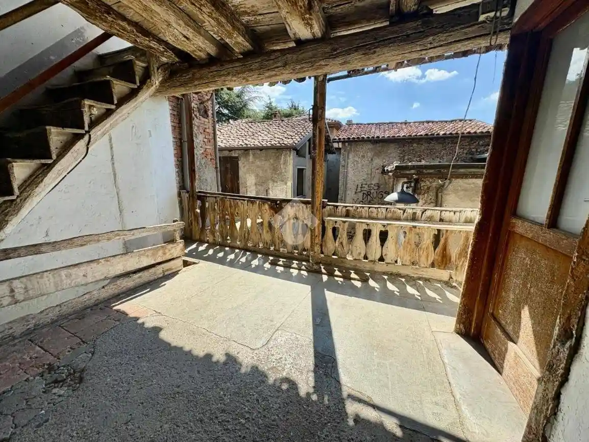 Rustico - Casale in vendita a Vertova