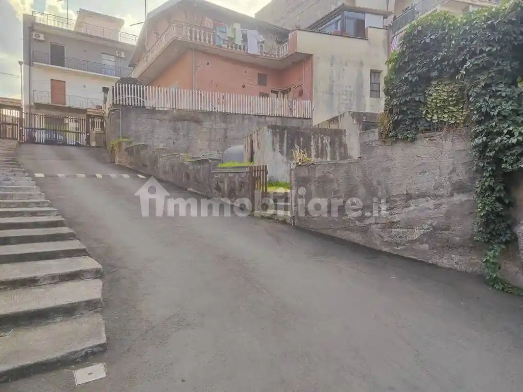 Appartamento in vendita a Aci Sant'Antonio