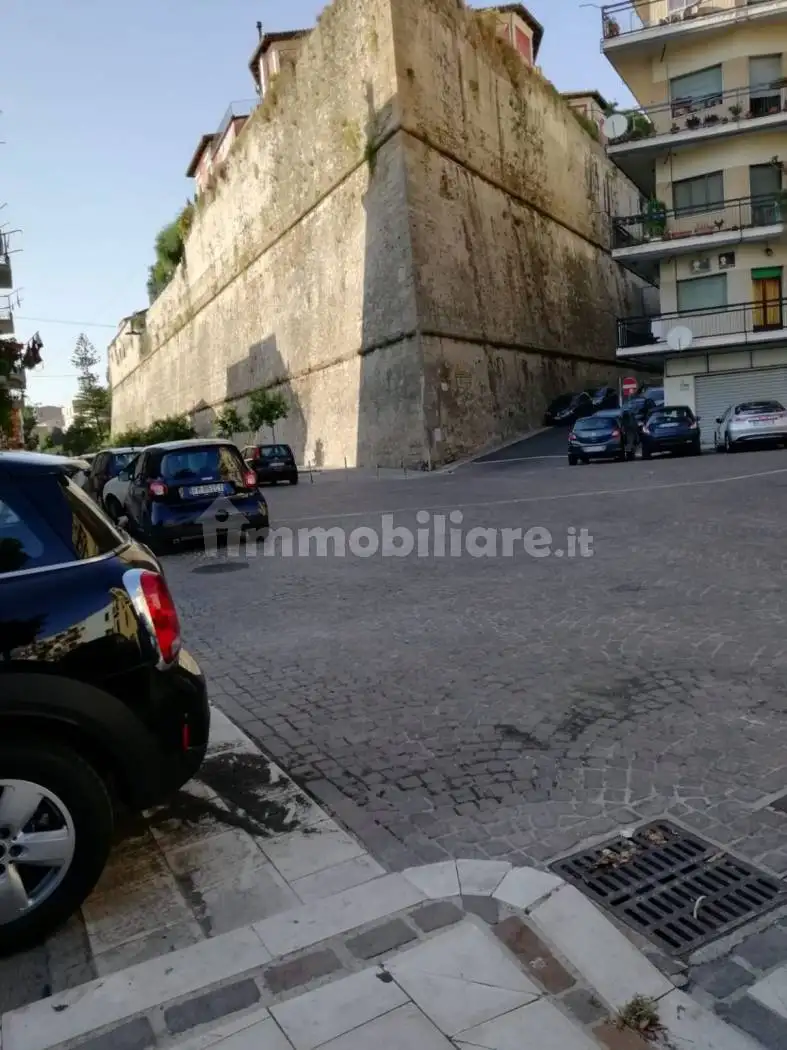 Appartamento in affitto a Crotone