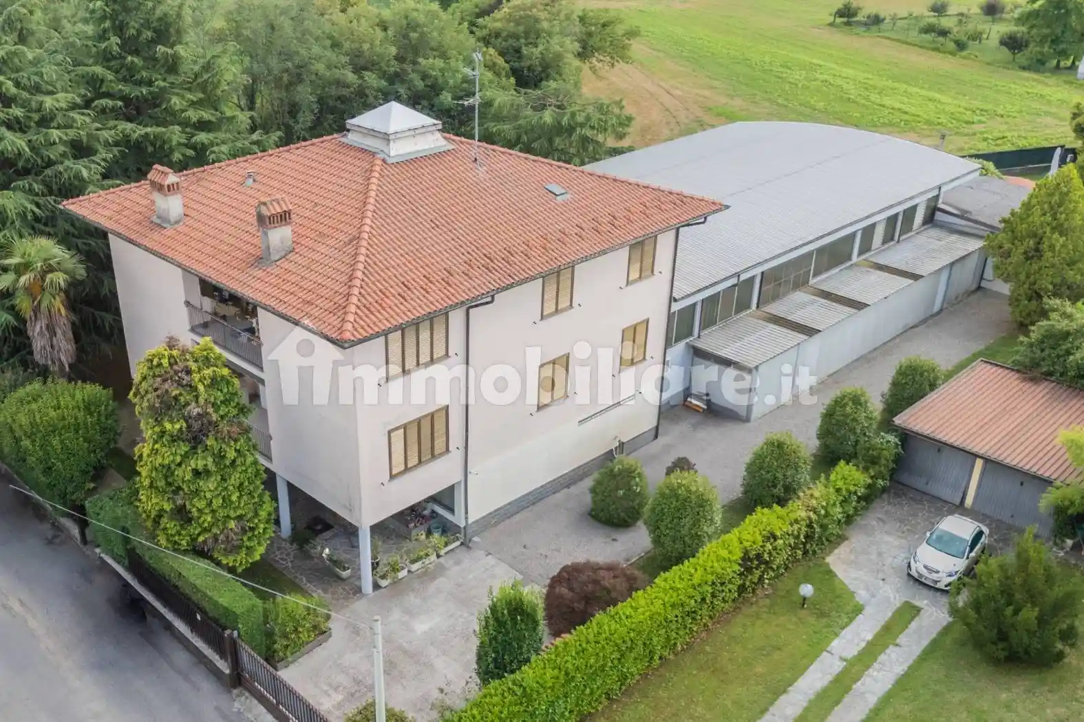 Villa in vendita a Cornate d'Adda