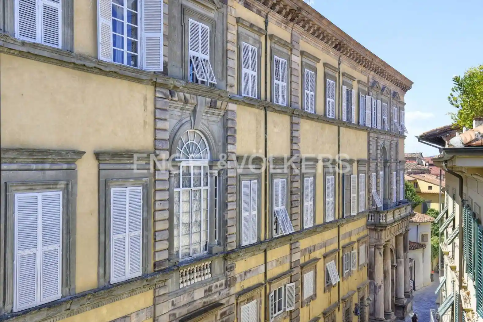 Appartamento in vendita a Lucca