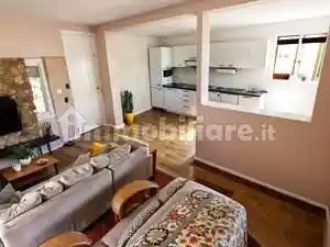 Casa indipendente in vendita a Fivizzano
