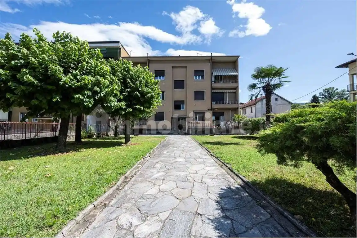 Appartamento in vendita a Besozzo