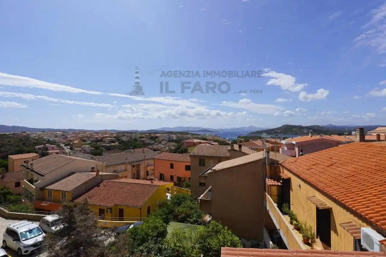 Appartamento in vendita a La Maddalena