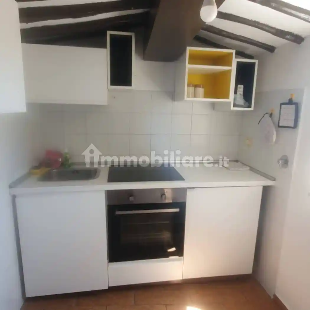 Trilocale via dell'Asilo, Centro Storico, Perugia - foto 4