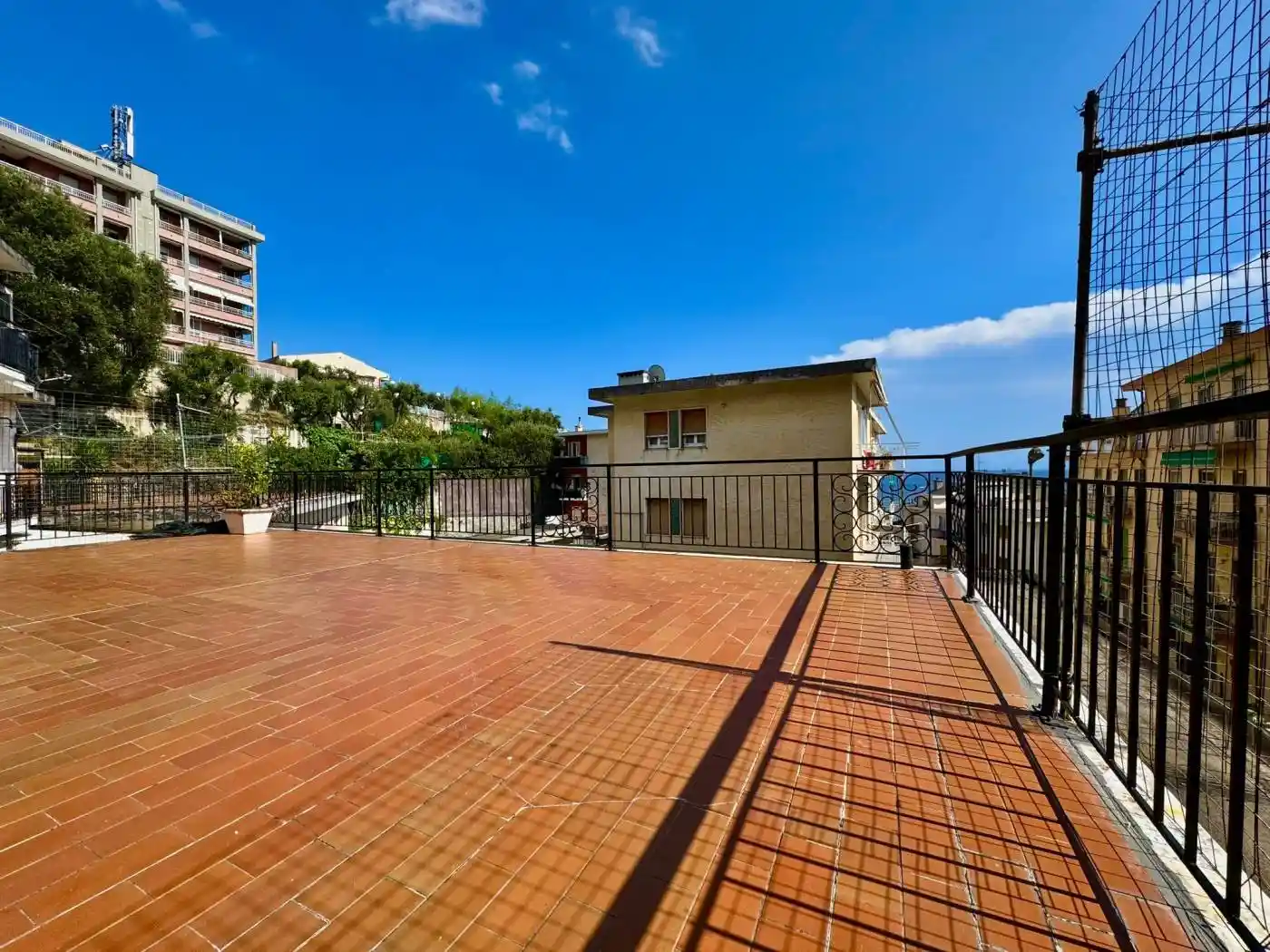 Trilocale via Livio Canale 50, Centro, Varazze - foto 3