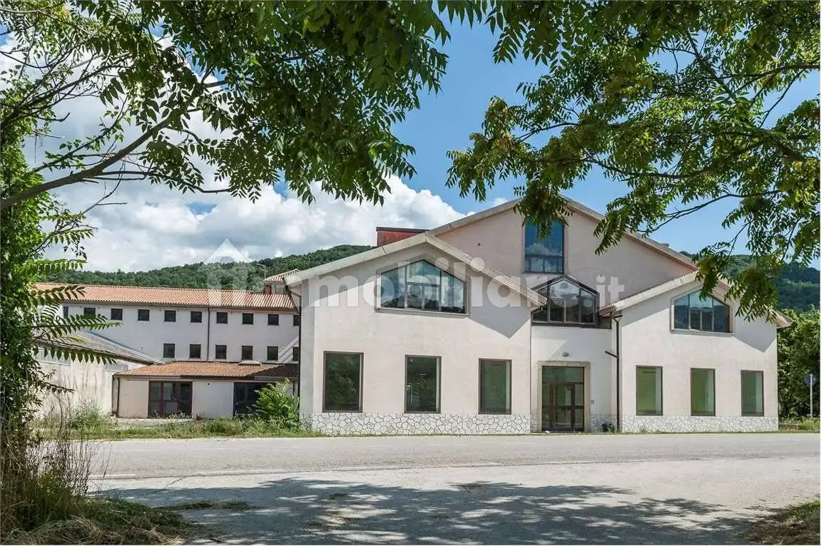 Palazzo - Edificio in vendita a Alfedena