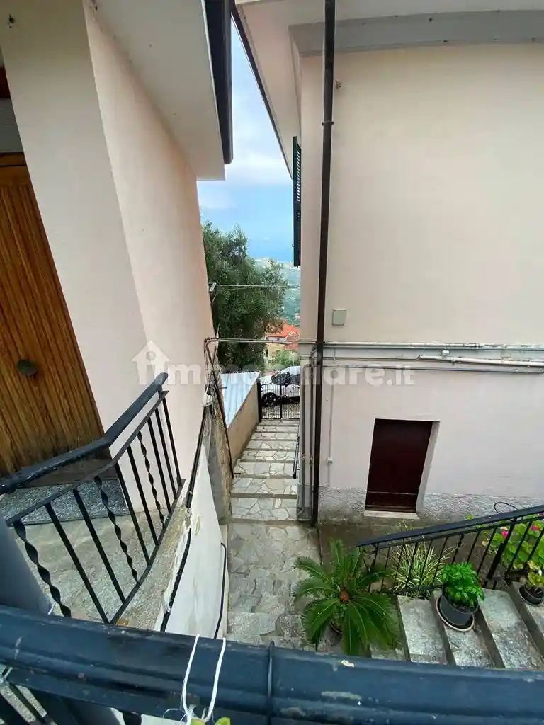 Appartamento buono stato, su più livelli, Verezzo, Sanremo - foto 5