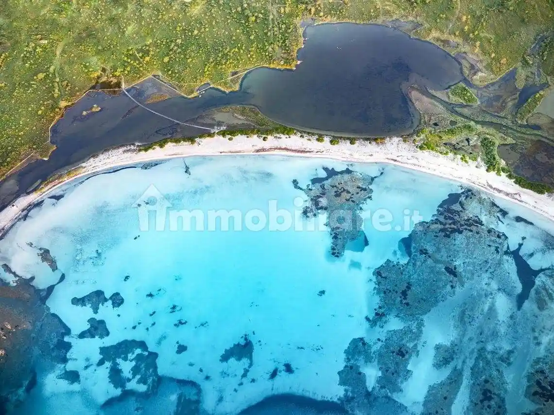 Villa in vendita a San Teodoro