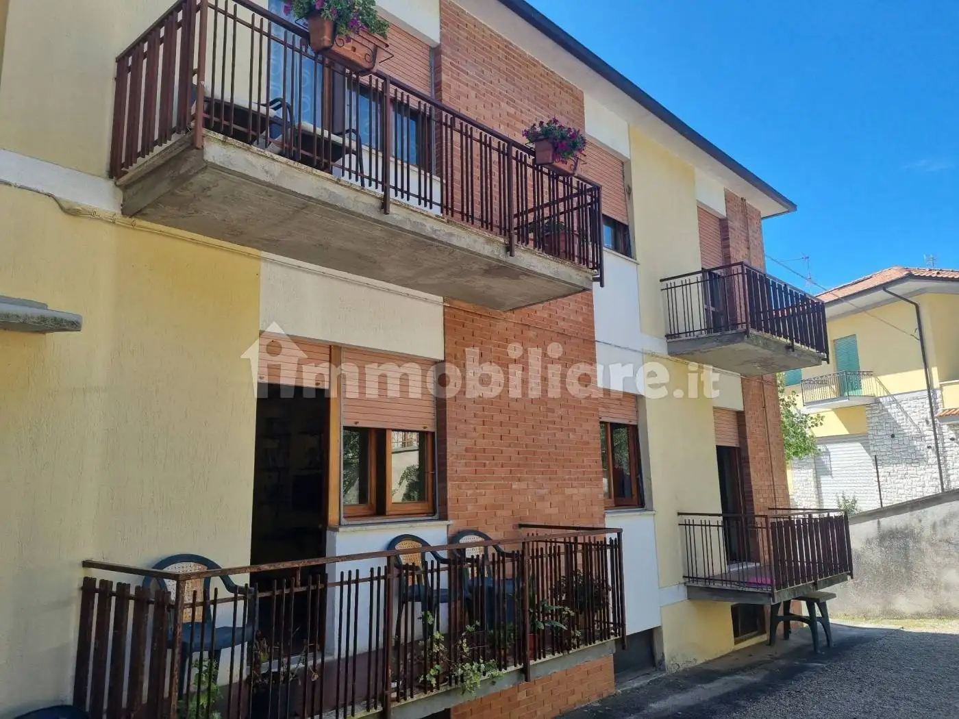 Appartamento in vendita a Montone