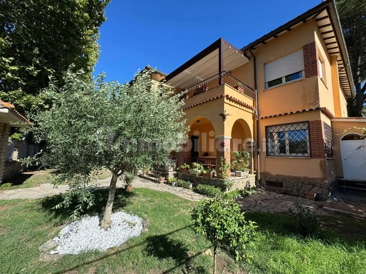 Appartamento in affitto a Anguillara Sabazia