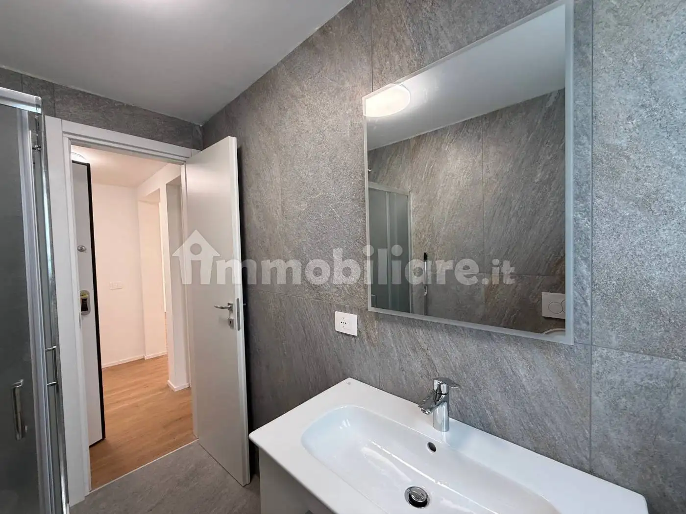 Quadrilocale corso Fratelli Fusina, Campione d'Italia - foto 5