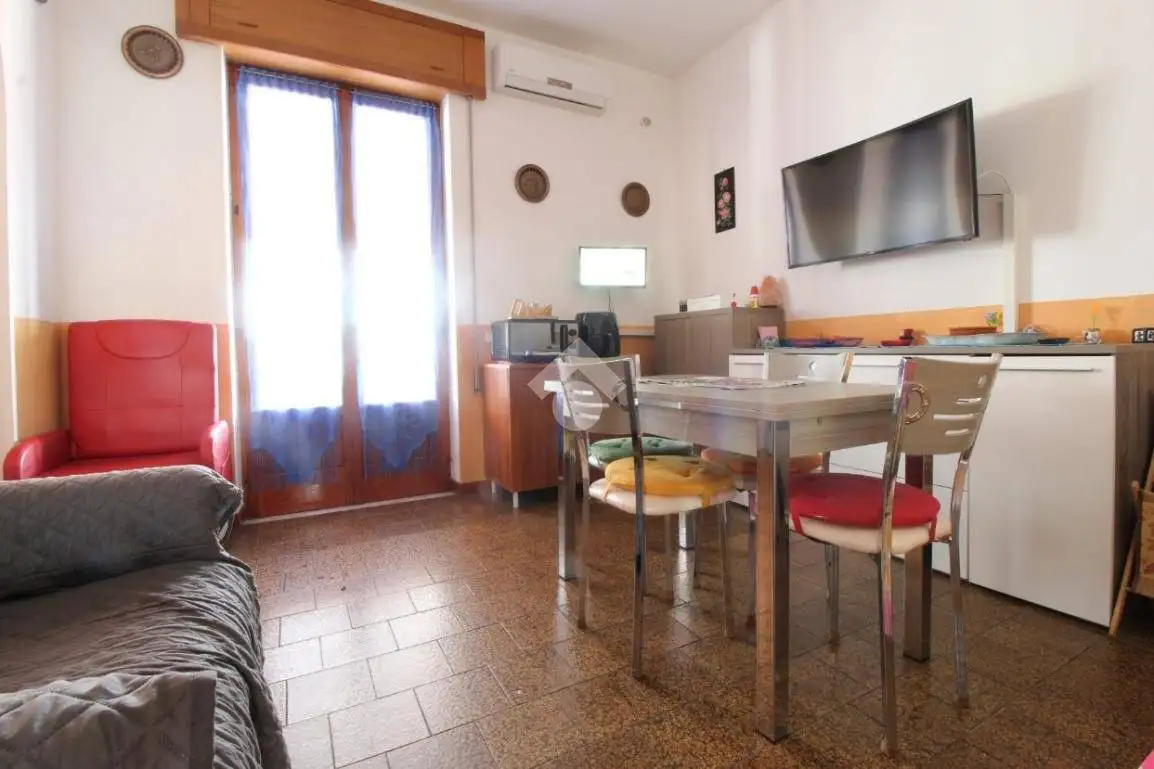 Trilocale via Papa Giovanni XXIII 34, Centro, Botricello - foto 5