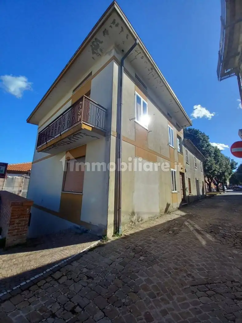 Casa indipendente in vendita a Pesaro