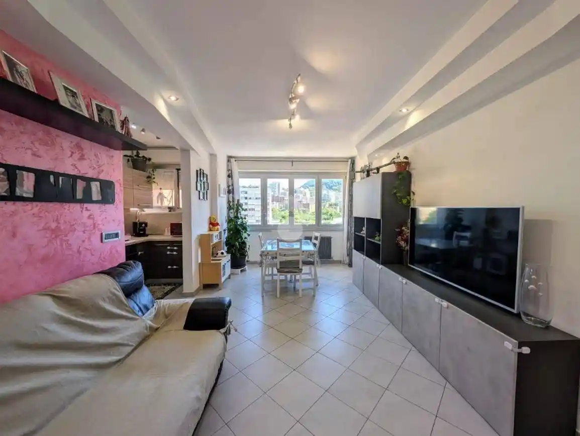 Appartamento in vendita a Genova