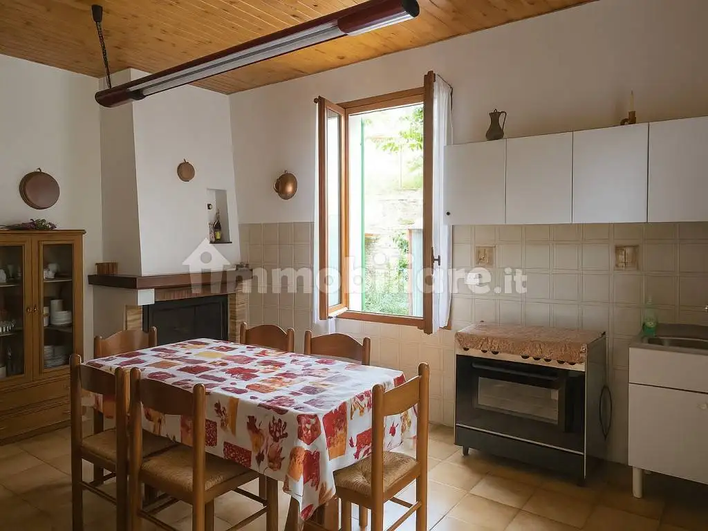 Villa bifamiliare via Manin 43, Centro, Bagno di Romagna - foto 4