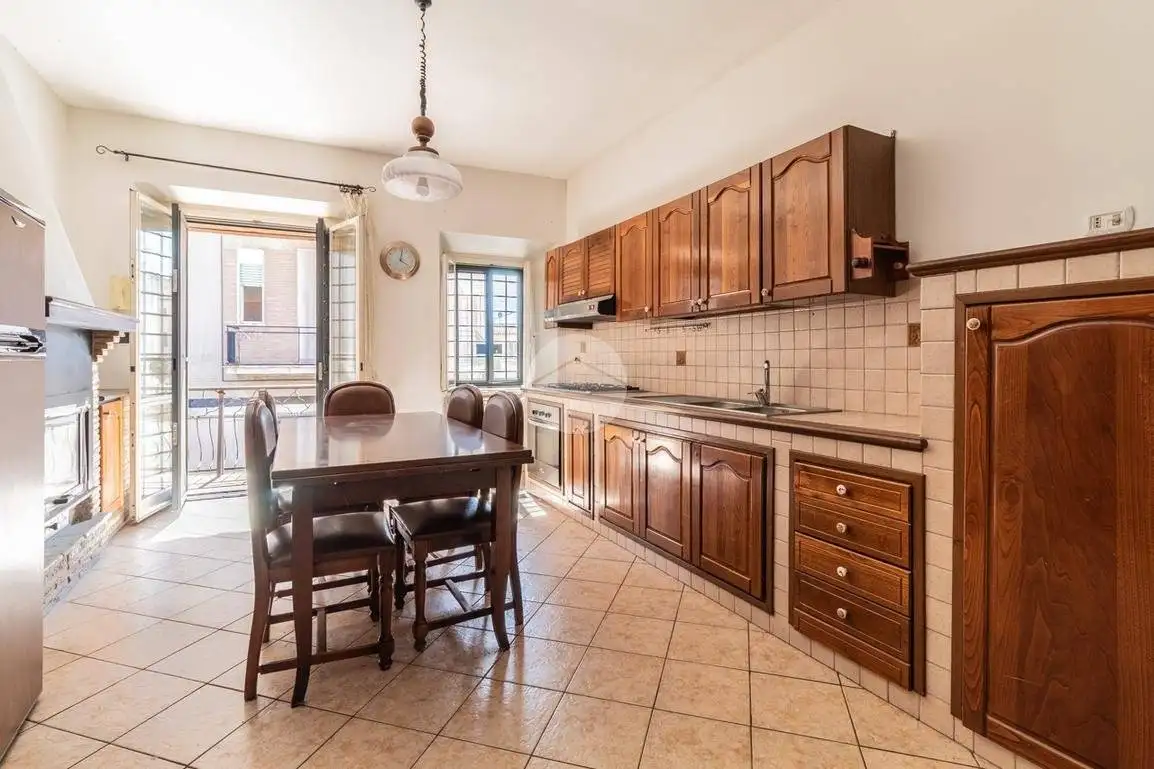 Quadrilocale via giuseppe verdi 42, Centro, Castel Sant'Elia - foto 4