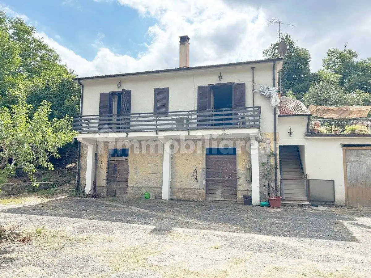 Villa in vendita a Cantalice