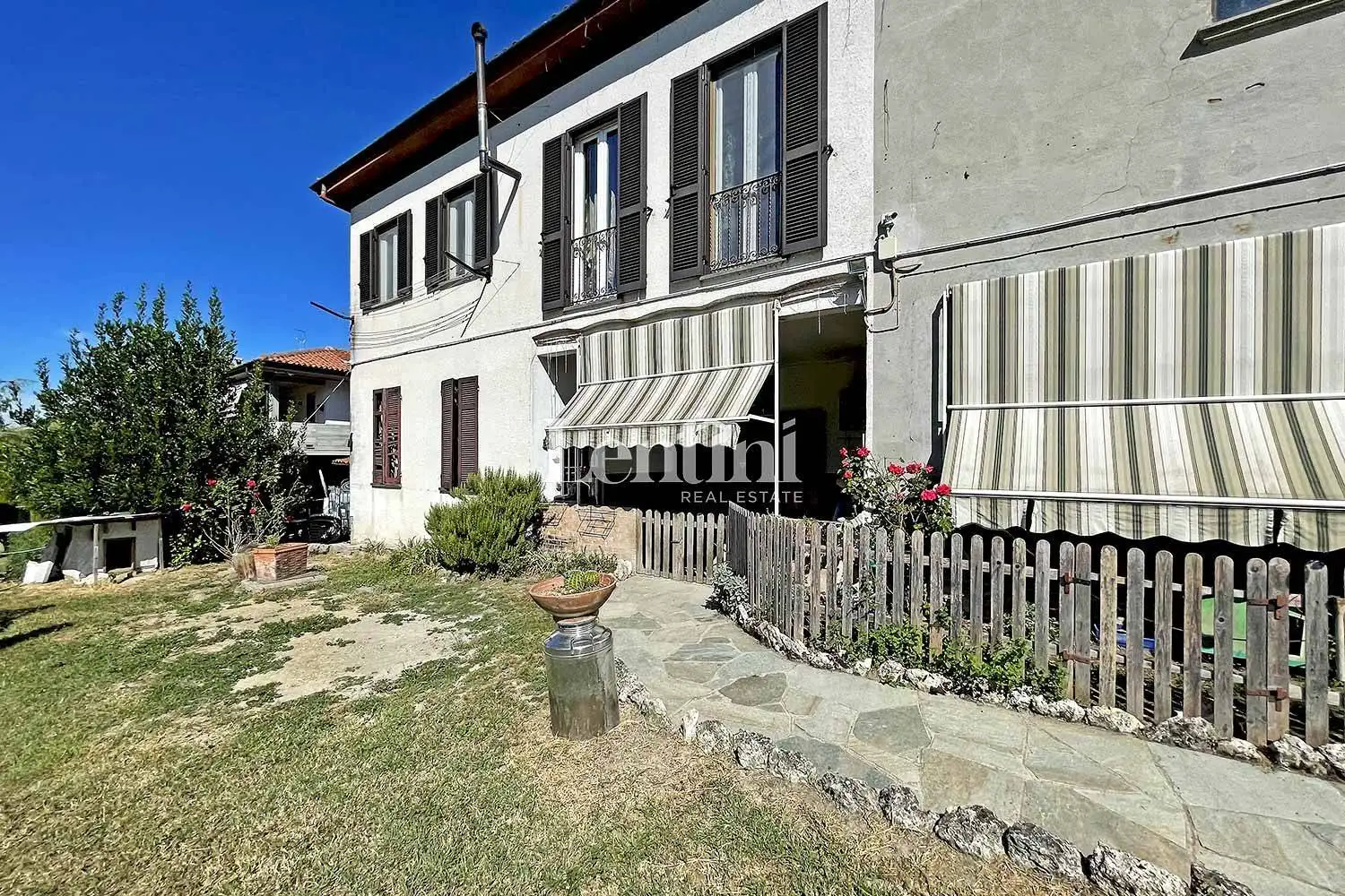 Villa in vendita a Lu e Cuccaro Monferrato