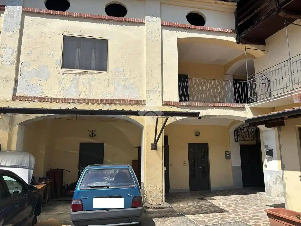 Appartamento in vendita a Pombia