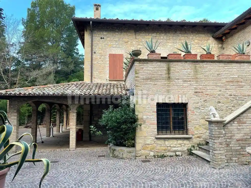 Villa unifamiliare, ottimo stato, 2400 m², Novilara, Pesaro - foto 2