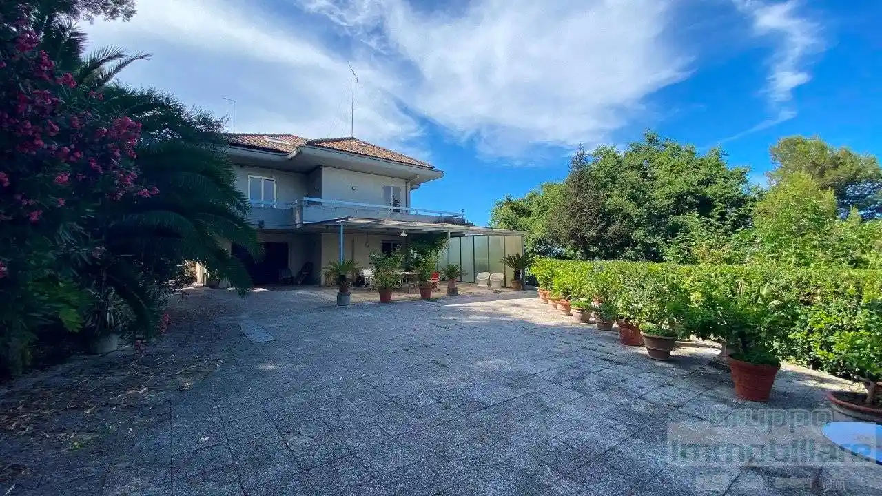 Villa unifamiliare, buono stato, 657 m², Ledimar - Baratoff, Pesaro - foto 2