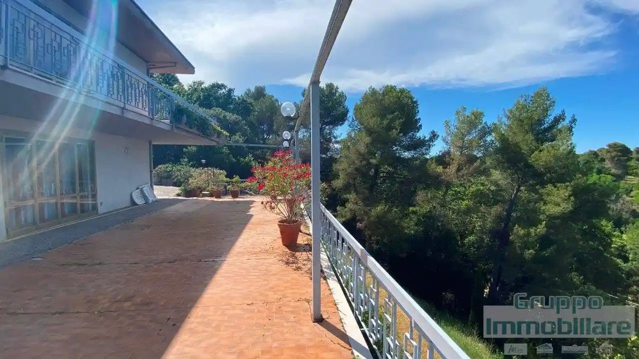 Villa unifamiliare, buono stato, 657 m², Ledimar - Baratoff, Pesaro - foto 4