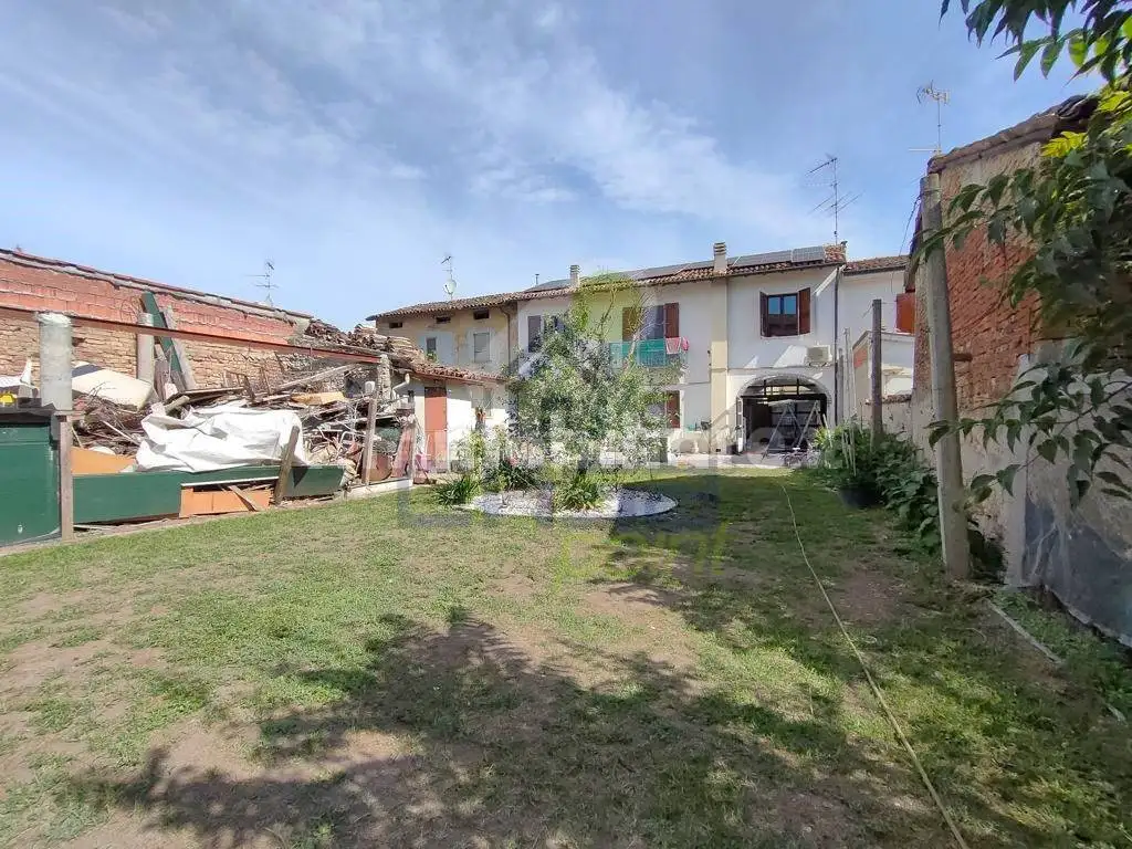 Terratetto unifamiliare piazza Gramsci cm, Centro, Canneto sull'Oglio - foto 4