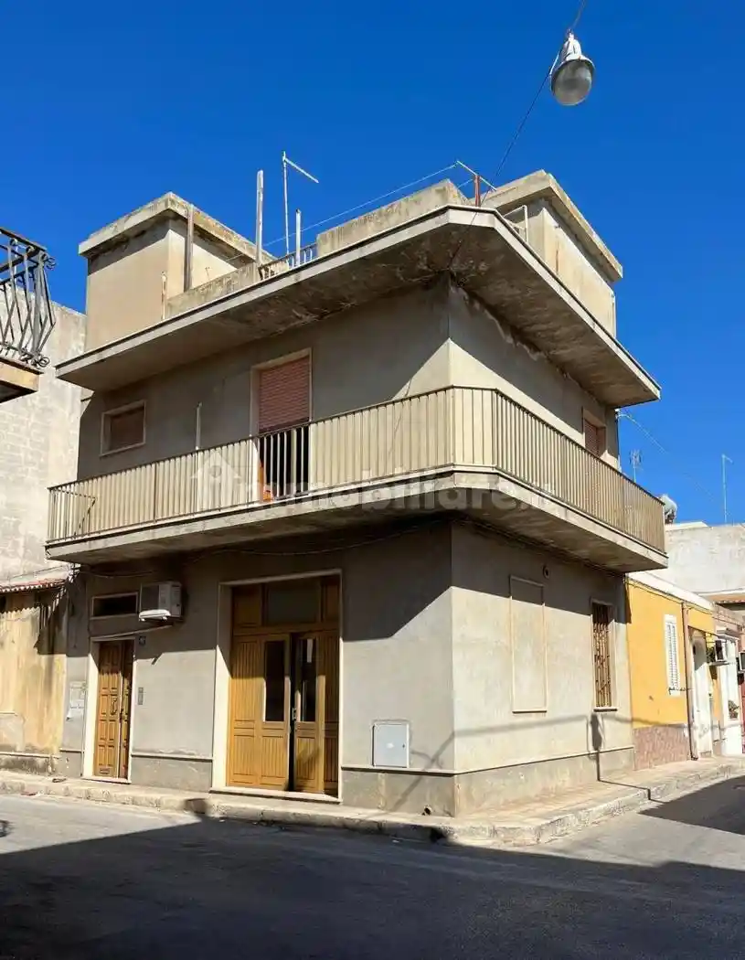 Casa indipendente in vendita a Pachino