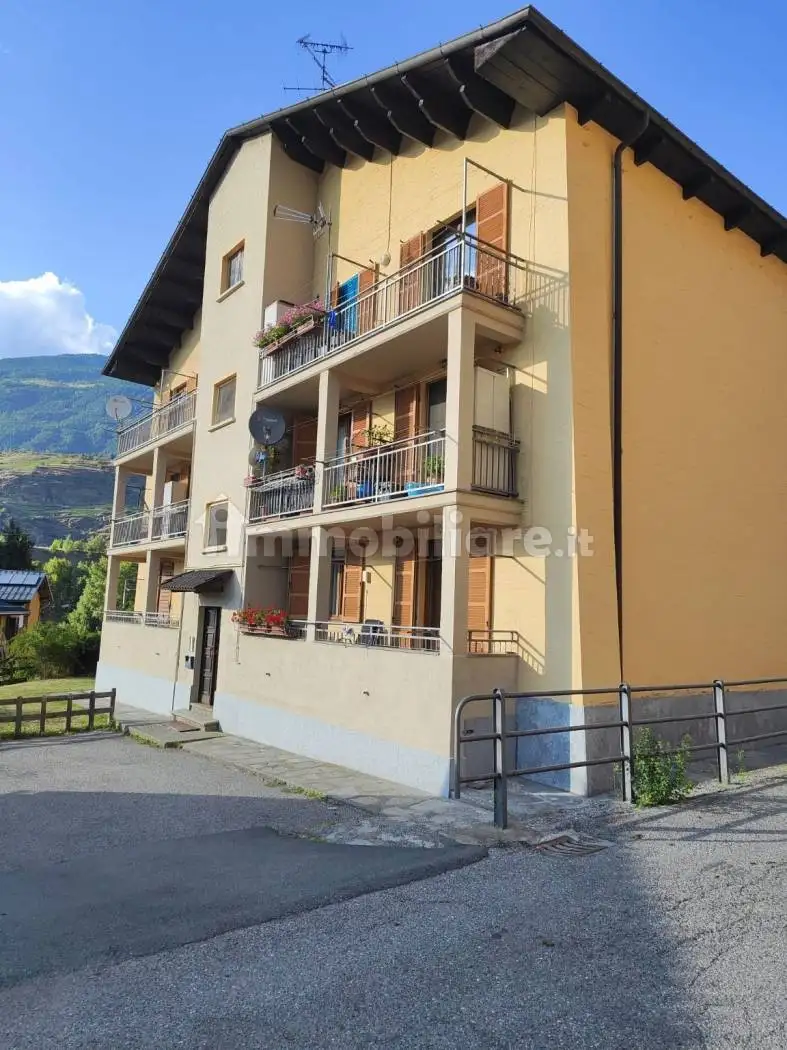 Appartamento in vendita a Aymavilles