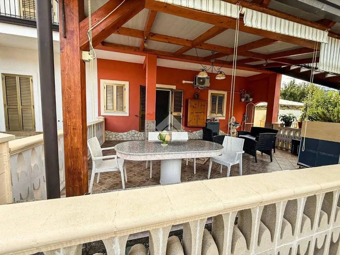 Casa indipendente in vendita a Longobardi