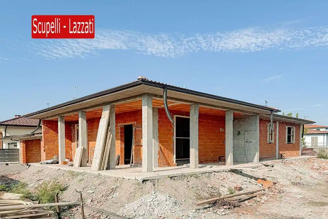 Villa in vendita a Voghera