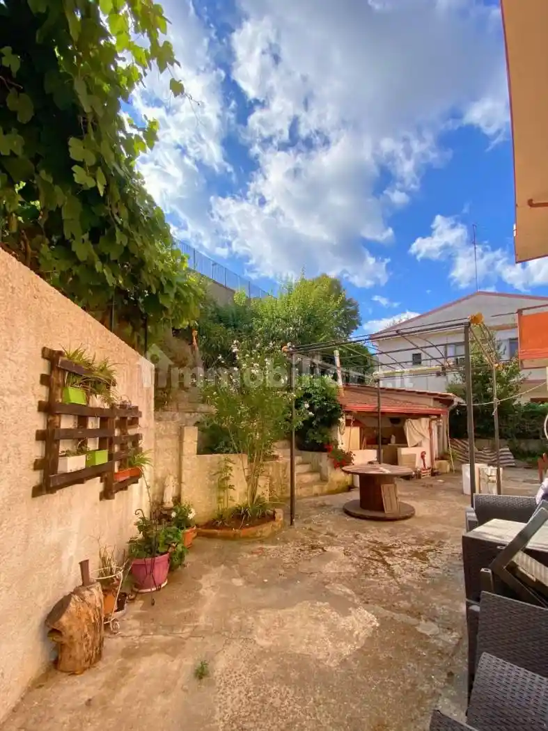 Villa unifamiliare via Fontana Vecchia, Centro, Vibo Valentia - foto 4