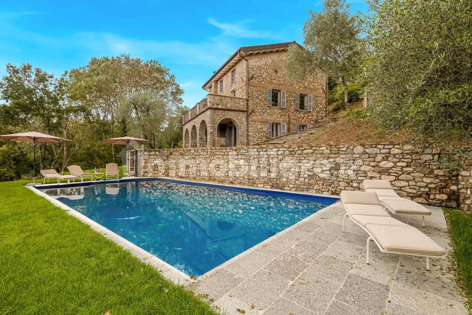 Rustico - Casale in vendita a Bagnone