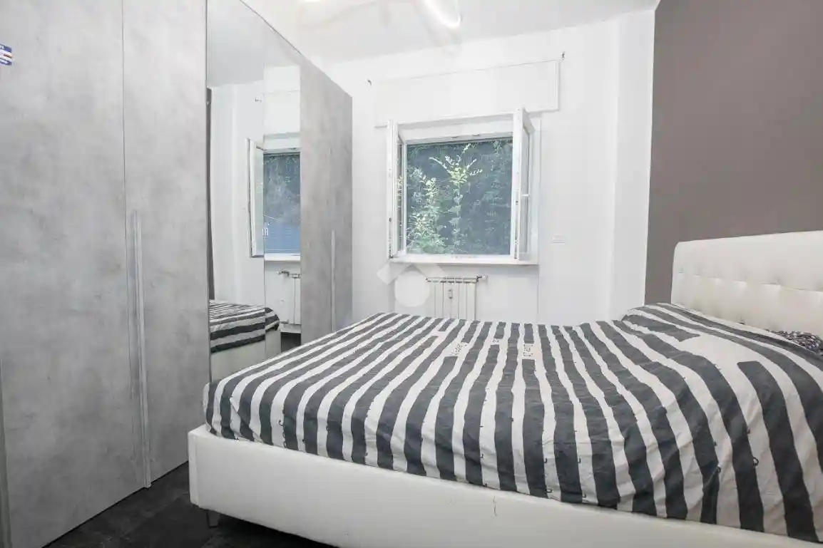 Trilocale via Antonio Burlando, Staglieno, Genova - foto 3