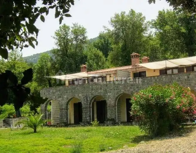Casa indipendente in vendita a San Giovanni a Piro