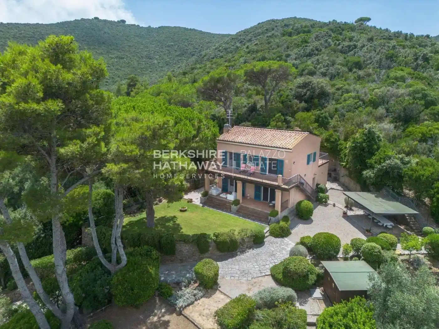 Villa in vendita a Campo nell'Elba