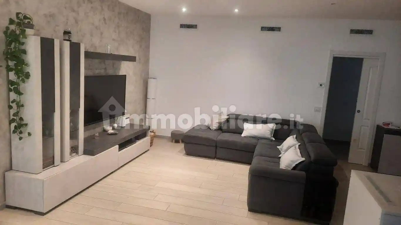 Villa unifamiliare Strada Cangiano 8, Fesca, Bari - foto 2