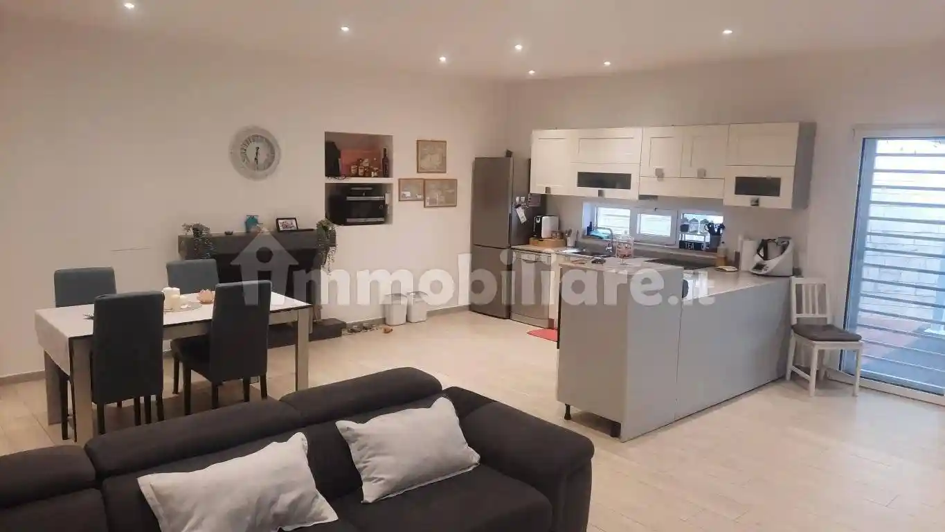 Villa unifamiliare Strada Cangiano 8, Fesca, Bari - foto 4