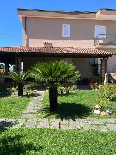 Villa in vendita a Campagna