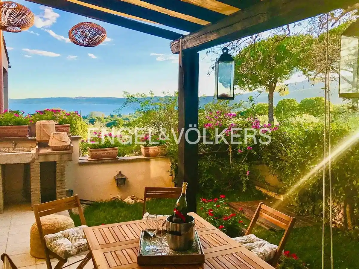 Appartamento in vendita a Trevignano Romano