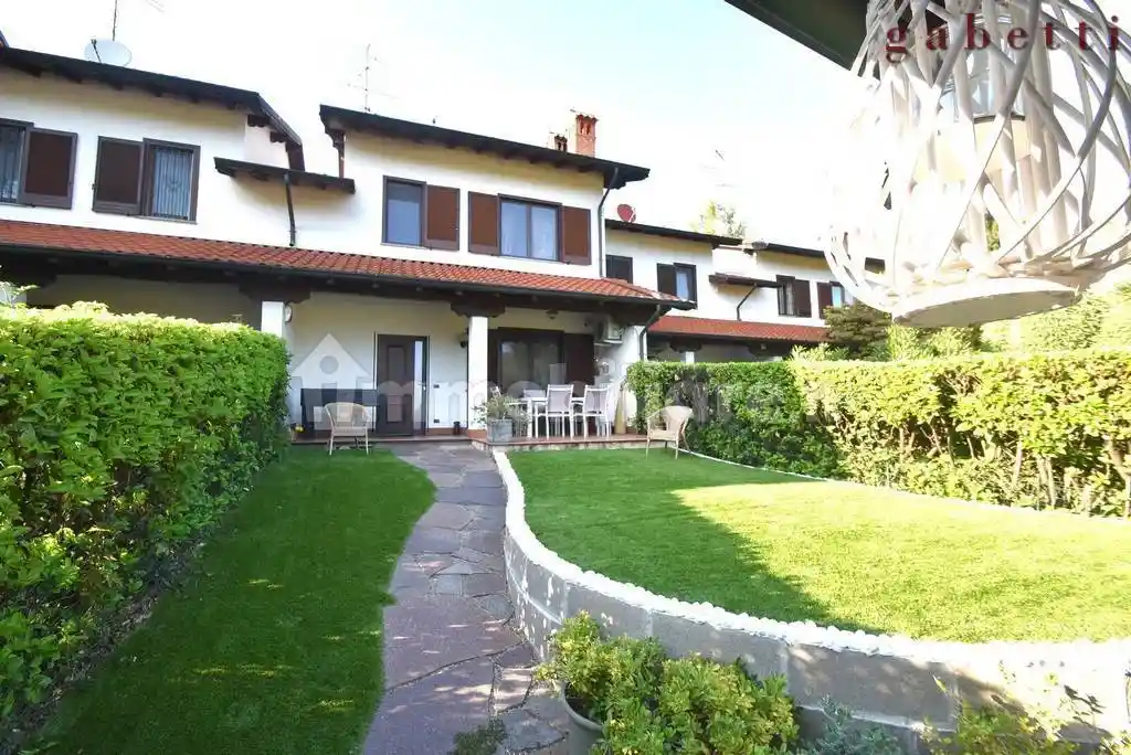 Villetta a schiera in vendita a Magenta